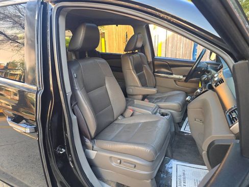Used 2011 Honda Odyssey EX-L image 10