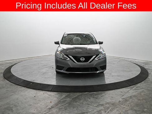 Used 2019 Nissan Sentra SV FWD image 3