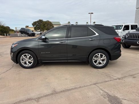 Used 2021 Chevrolet Equinox Premier AWD/4WD image 8