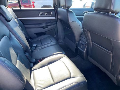 Used 2017 Ford Explorer XLT w/ Equipment Group 202A image 15