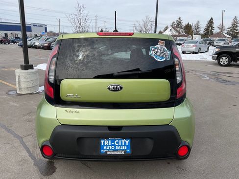 Used 2015 Kia Soul image 6