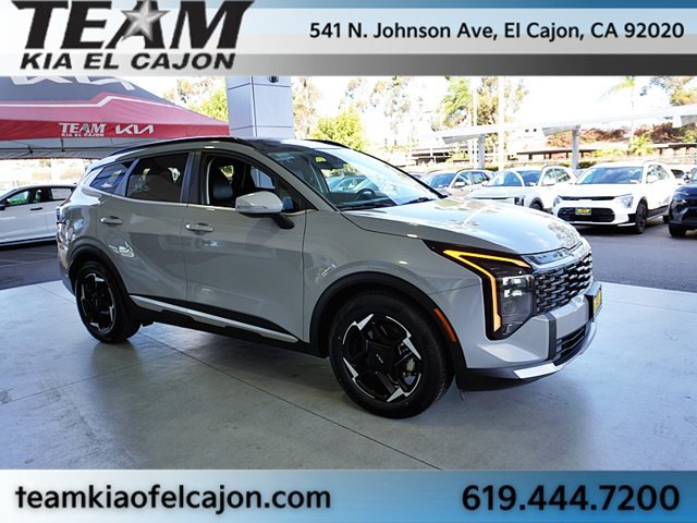 Certified 2026 Kia Sportage EX w/ EX Panorama Roof Package FWD image 10