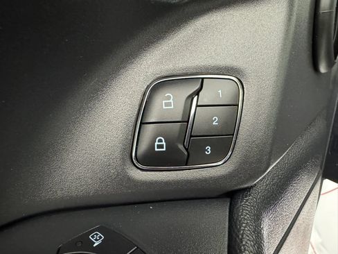 Used 2024 Ford Expedition Max XLT AWD/4WD image 45