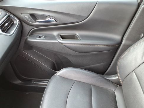 Used 2020 Chevrolet Equinox Premier image 31