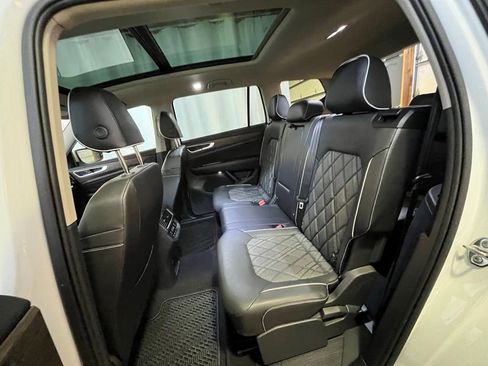 Used 2024 Volkswagen Atlas SEL Premium R-Line AWD/4WD image 24