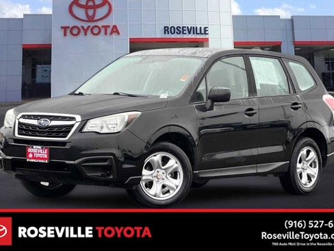 Used 2018 Subaru Forester 2.5i image 1