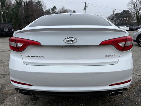 Used 2017 Hyundai Sonata Sport image 4