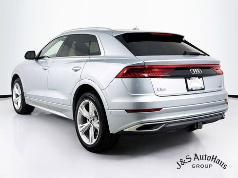 Used 2023 Audi Q8 Premium Plus w/ Premium Plus Package image 5