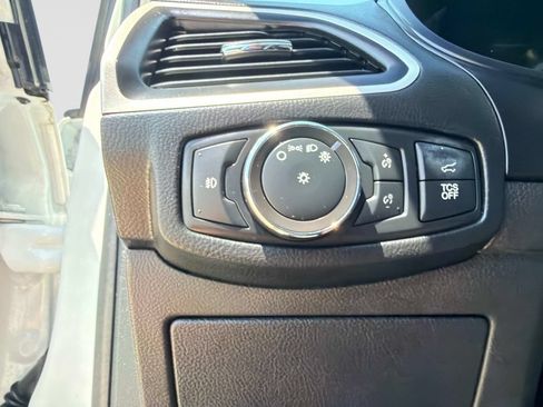Used 2022 Ford Edge SEL w/ Convenience Package AWD/4WD image 29