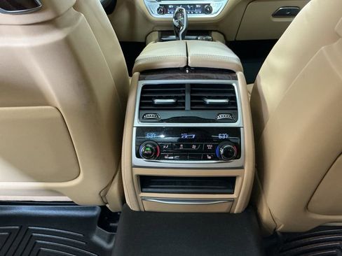 Certified 2022 BMW 750i xDrive 750i xDrive w/ Executive Package image 31