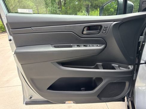 Certified 2026 Honda Odyssey EX-L image 14