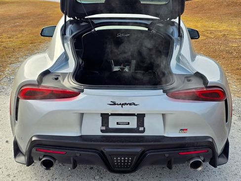 Used 2021 Toyota Supra Premium image 16