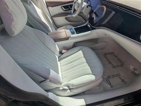 Used 2023 Mercedes-Benz EQS 580 EQS 580 image 22