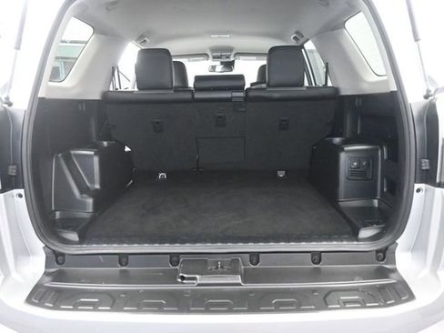 Used 2024 Toyota 4Runner SR5 Premium image 8