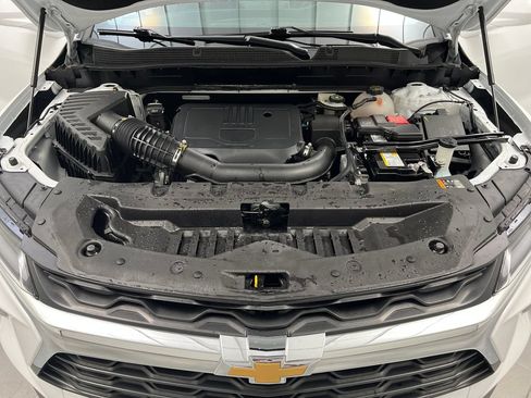 Used 2025 Chevrolet Blazer LT FWD image 65
