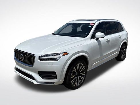 Used 2020 Volvo XC90 T6 Momentum w/ Protection Package Premier AWD/4WD image 3