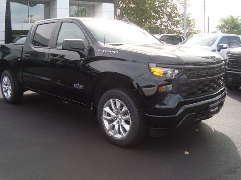 Used 2022 Chevrolet Silverado 1500 Custom image 23