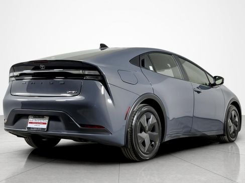 Used 2026 Toyota Prius Plug-In Hybrid image 5