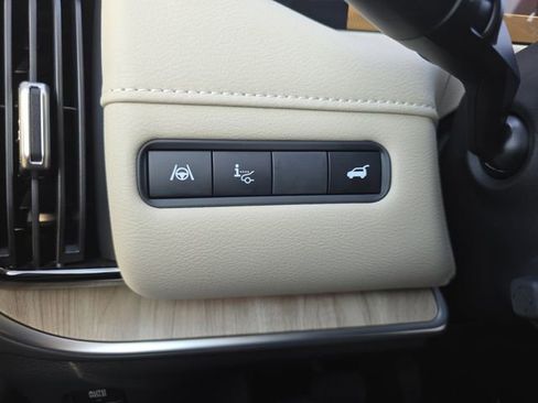 New 2026 Nissan Armada Platinum Reserve AWD/4WD image 10