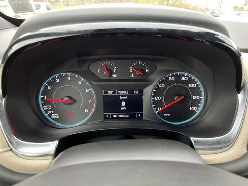 Used 2024 Chevrolet Traverse LS w/ Safety Package image 12