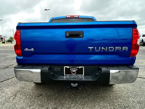 Used 2017 Toyota Tundra SR5 w/ SR5 Upgrade Package AWD/4WD image 5
