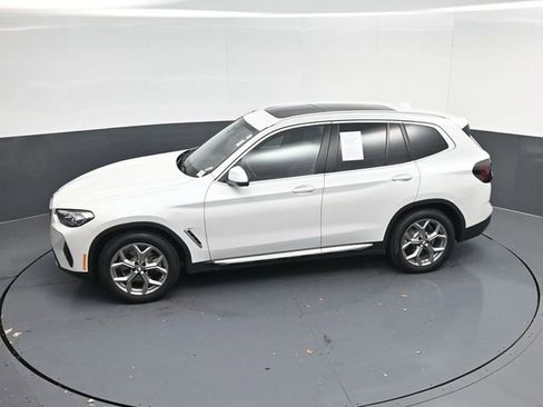 Used 2024 BMW X3 sDrive30i w/ Convenience Package RWD image 46