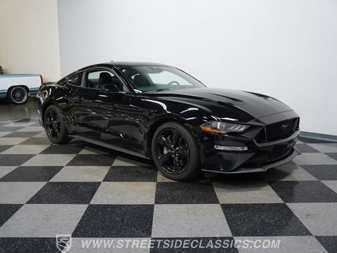 Used 2021 Ford Mustang GT w/ Black Accent Package RWD image 17