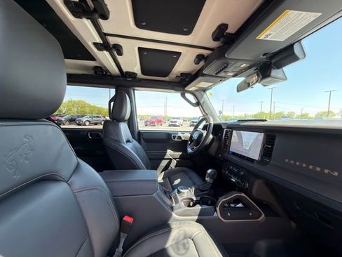 New 2026 Ford Bronco Badlands AWD/4WD image 29