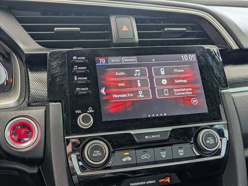 Used 2019 Honda Civic Sport image 10