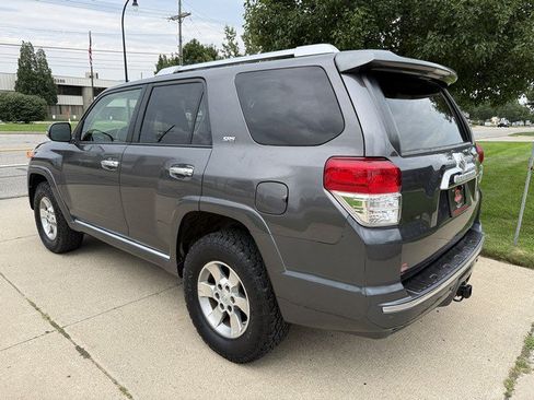 Used 2012 Toyota 4Runner SR5 w/ Convenience Pkg AWD/4WD image 7