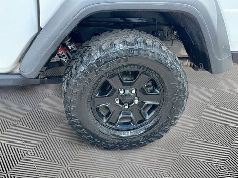 Used 2021 Jeep Gladiator Mojave AWD/4WD image 33