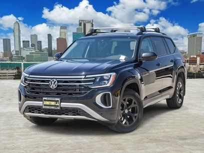 New 2025 Volkswagen Atlas Peak Edition SE