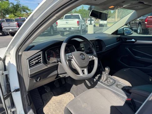 Used 2021 Volkswagen Jetta S FWD image 11