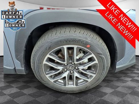 Used 2026 Toyota Corolla Cross XLE w/ Convenience Package AWD/4WD image 7