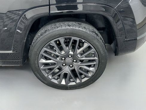 Used 2022 Jeep Compass High Altitude AWD/4WD image 33
