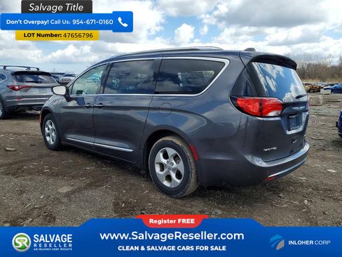Used 2018 Chrysler Pacifica Touring-L image 3
