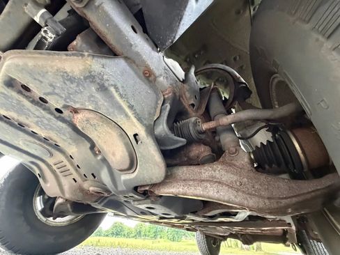 Used 2000 Toyota Land Cruiser AWD/4WD image 89
