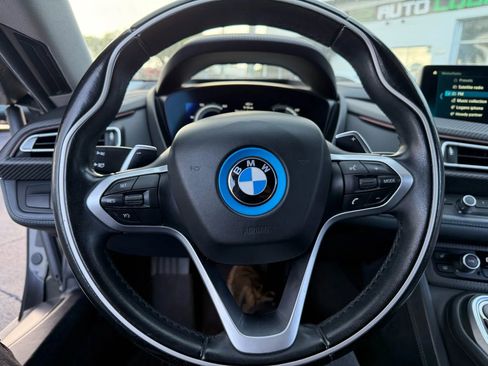 Used 2019 BMW i8 Coupe image 21