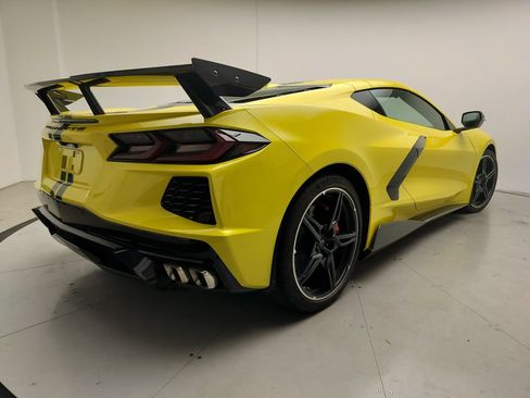 Used 2021 Chevrolet Corvette Stingray Preferred Cpe w/ Battery Protection Package RWD image 21