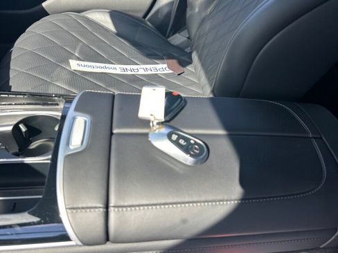Used 2025 Mercedes-Benz S 580 4MATIC Sedan image 8