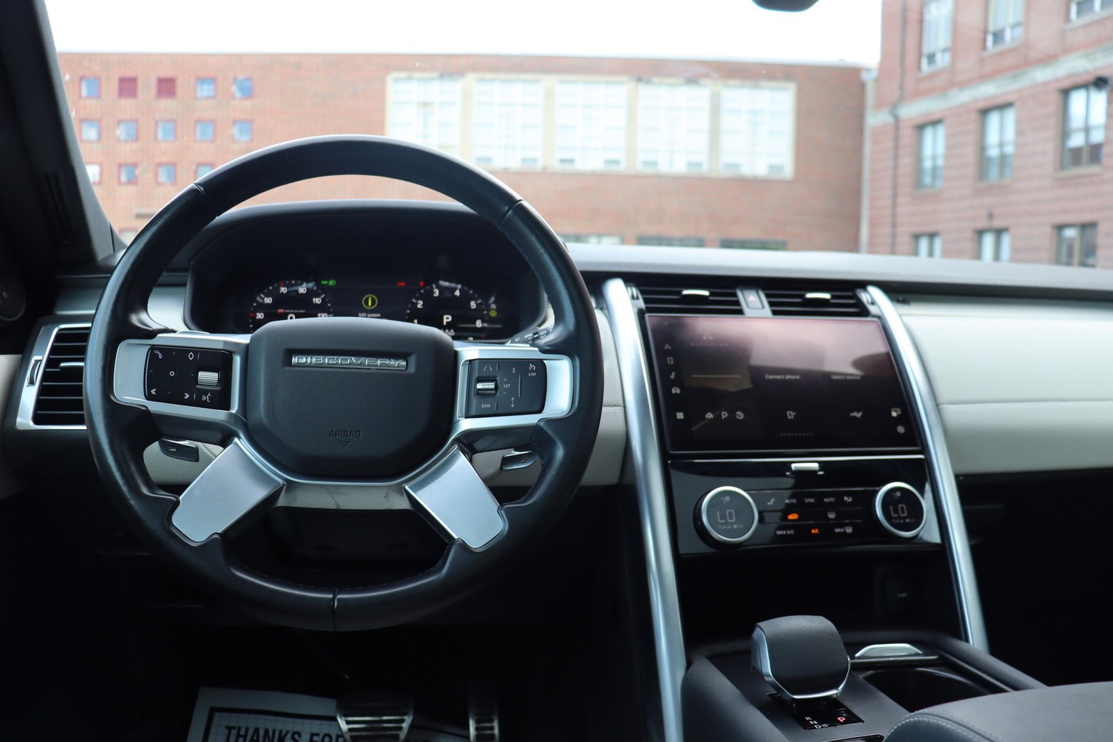 Used 2023 Land Rover Discovery S R-Dynamic AWD/4WD image 22
