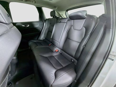 Certified 2023 Volvo XC60 B5 Plus w/ Climate Package AWD/4WD image 24