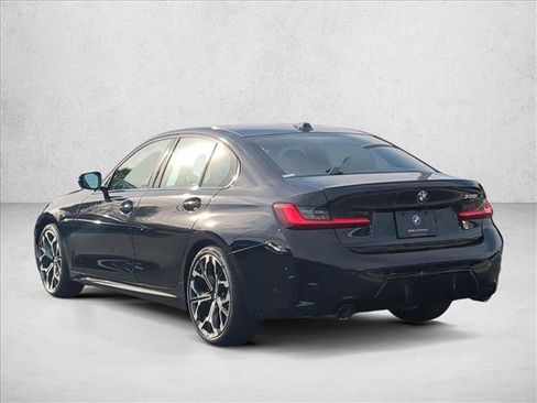 New 2026 BMW 330i Sedan w/ M Sport Package image 9