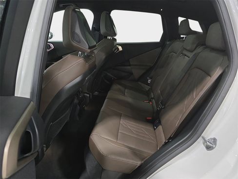 Certified 2025 BMW X3 xDrive30i w/ Convenience Package image 10