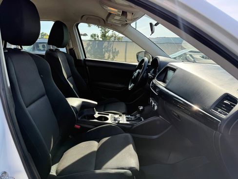 Used 2016 MAZDA CX-5 Sport AWD/4WD image 18