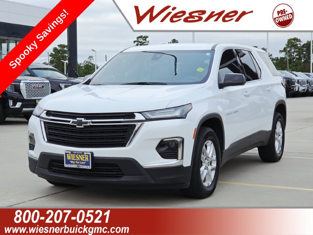 Used 2023 Chevrolet Traverse LS FWD image 1