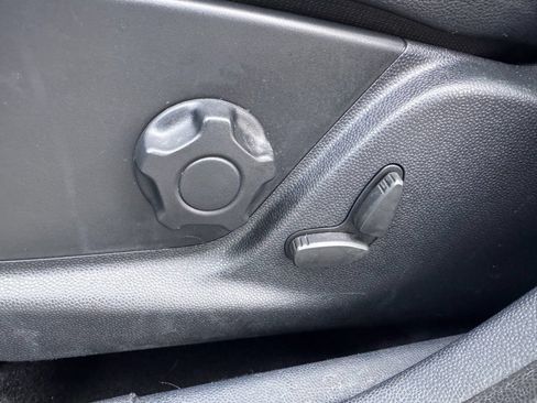 Used 2020 Ford EcoSport Titanium FWD image 23