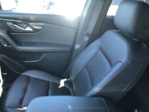 Used 2022 Chevrolet Blazer RS w/ Enhanced Convenience Package image 18