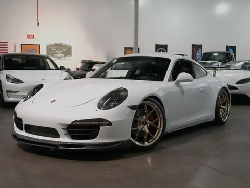Used 2015 Porsche 911 Carrera 4S AWD/4WD image 2