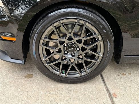 Used 2013 Ford Mustang Shelby GT500 image 19